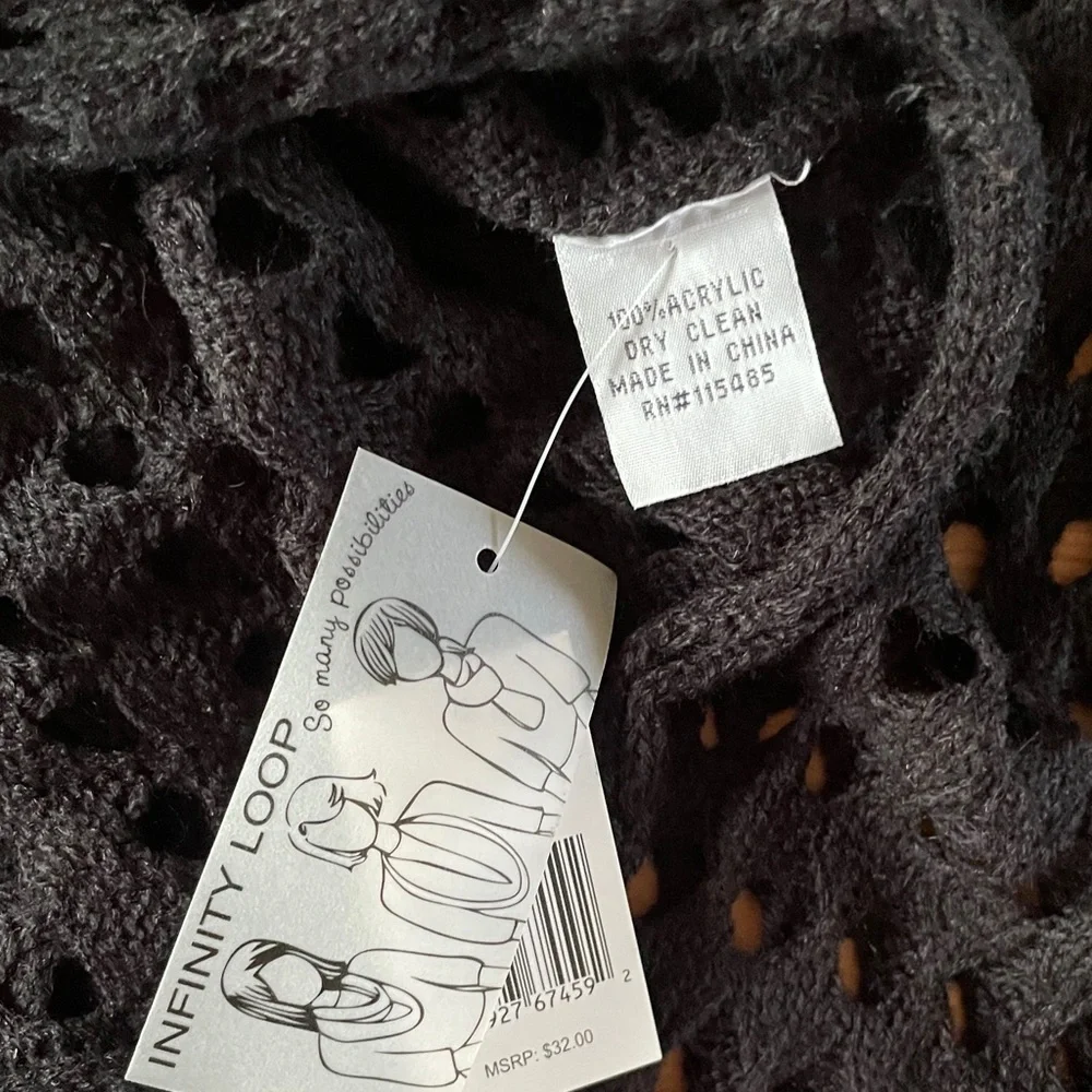 Infinity Loop Scarf - Picture 3 of 3